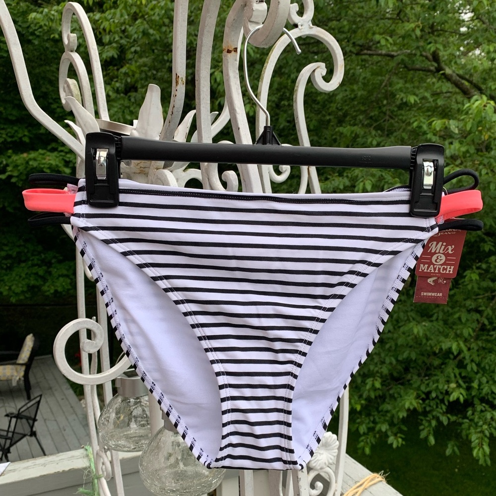 New Black & White Stripe Bikini Bottom XL